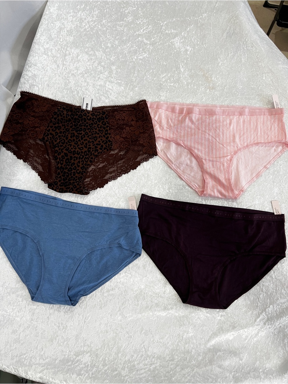 Victoria's Secret & Pink Lot Of Four Underwear Panties Brief Size X-Large Lace